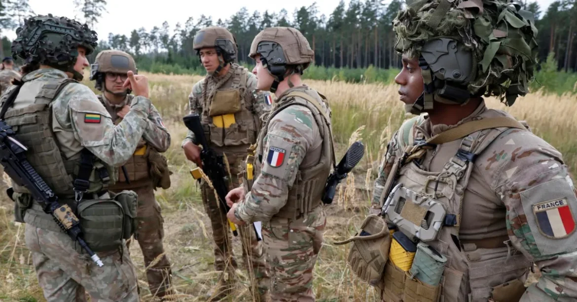 Francia katonák érkeznek Szaúd-Arábiába a vörös-tengeri olajszállítási útvonal védelmére