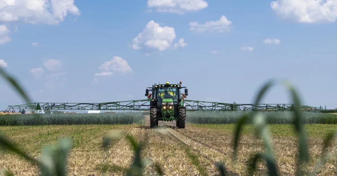 Napidíjat fizettek strasbourgi tüntetőknek az agrárkamaránál