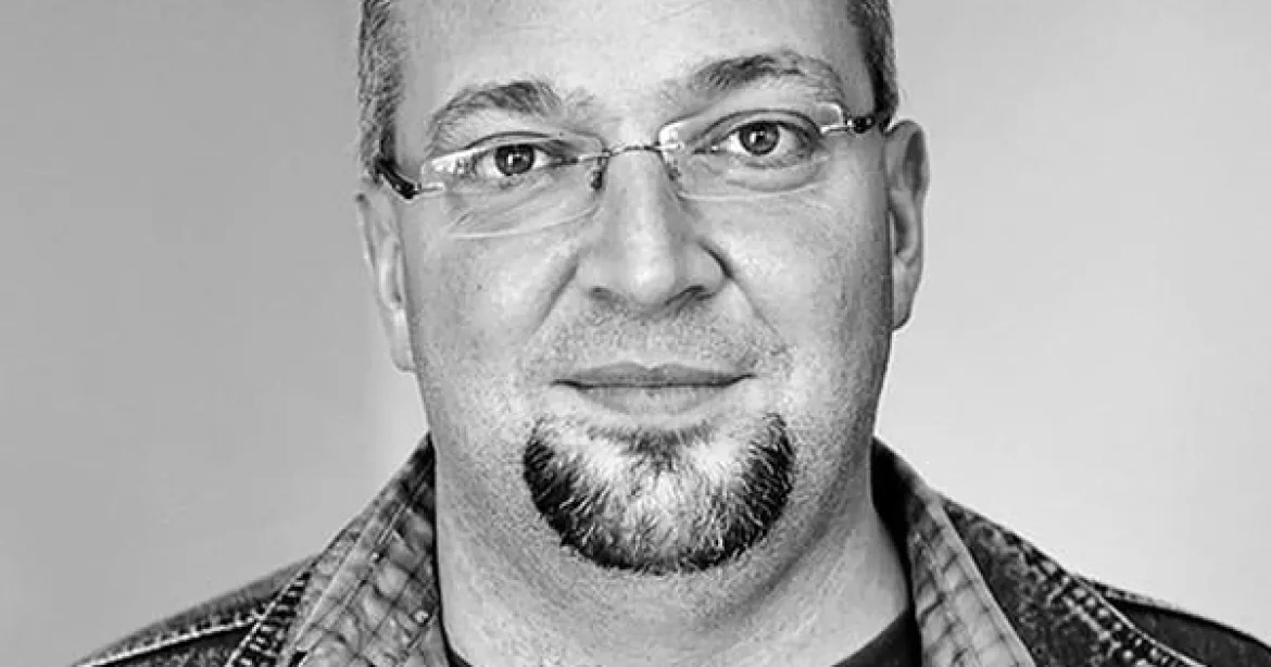 Saját maga esik bele a gondosan felállított csapdájába