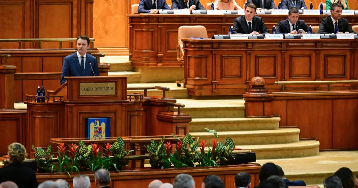 Újabb kudarc a román kormányalakításban, az RMDSZ szerint az AUR kerülhet hatalomra