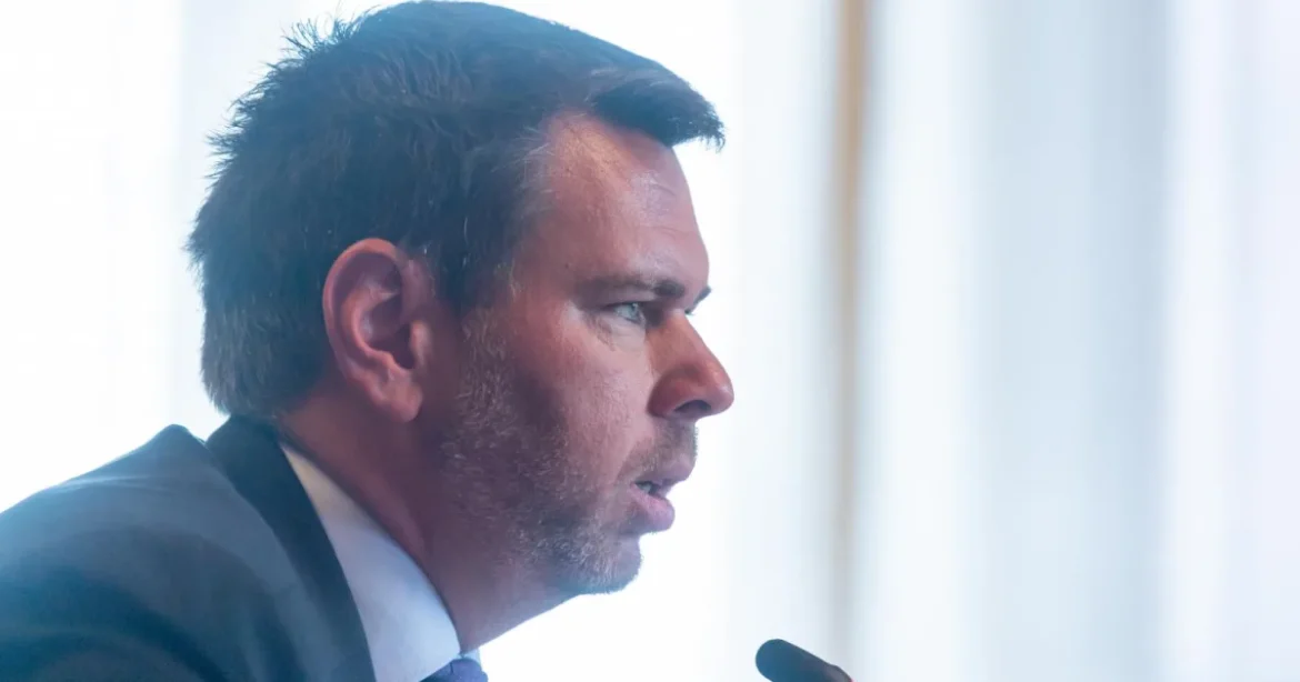 Vitézy Dávid feljelentést tett az M6-os miatt