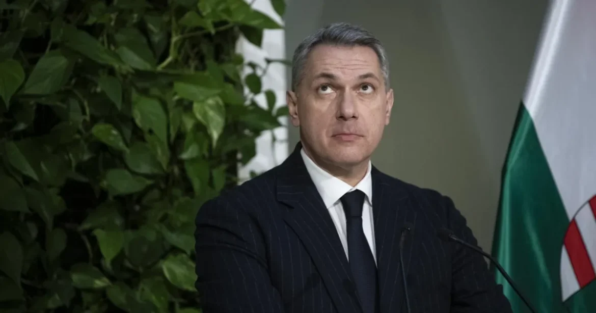 Vitézy: Lázár nem olvasta az e-maileket, Orbántól „őszinte híve” búcsúval távozott