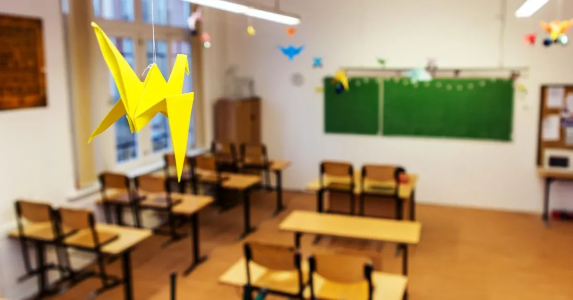 Feljelentés hivatali visszaélés miatt tankerületi pályázat ügyében