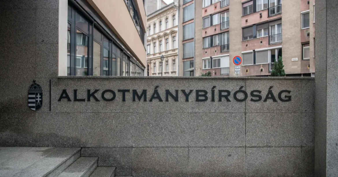 Kiírták a pályázatot, november 2-án új elnököt választhat az Alkotmánybíróság