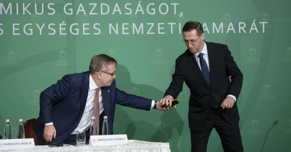 Matolcsyékat hallgatja meg a jegybanki vizsgálóbizottság
