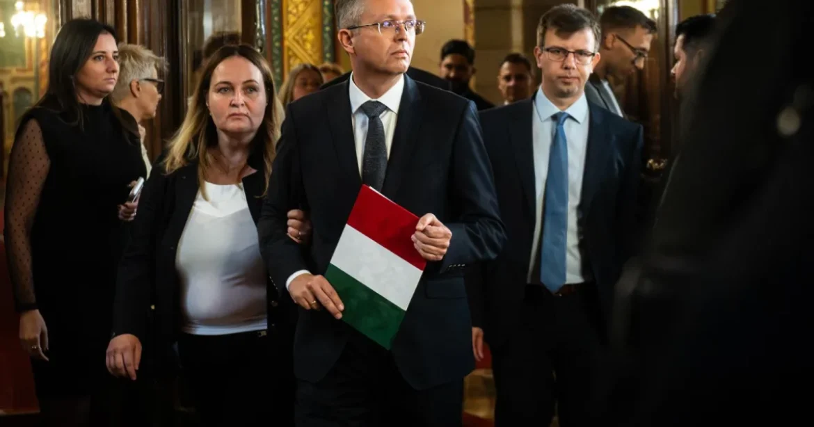 Október 6-án a Fidesz Hankó Balázst az aradi vértanúkhoz hasonlította