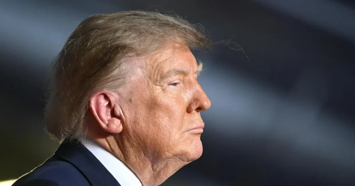 Trump jóváhagyta egy katonai bíróság által halálra ítélt tömeggyilkos kivégzését