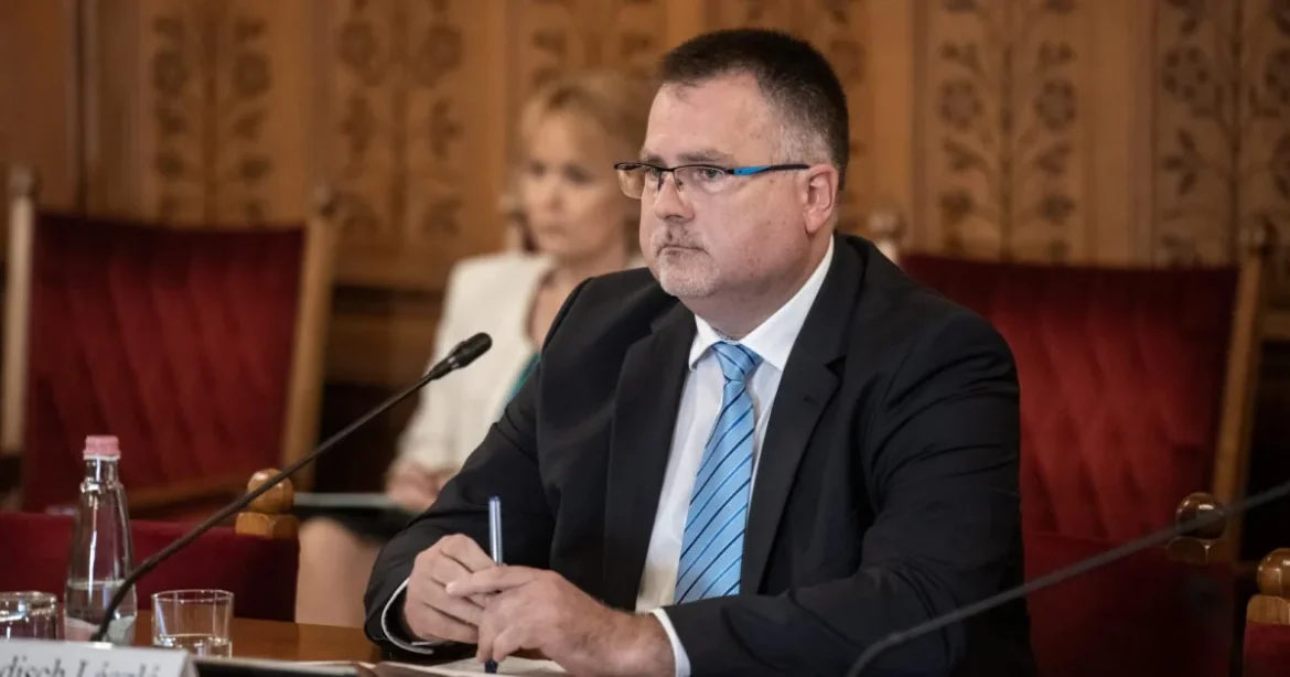 Windisch László levélben fordul Baka Andráshoz Magyar Péter ÁSZ-támadása miatt
